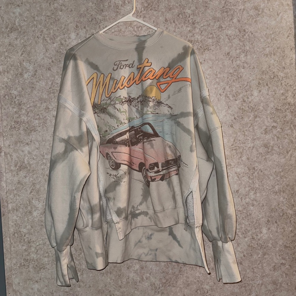 Ford Mustang Tie Dye Graphic Sweatshirt Oversized Exposed Seams Tan Gray Medium